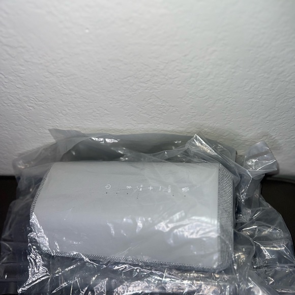 SONY SRSXE300 Bluetooth speaker - Picture 5 of 11